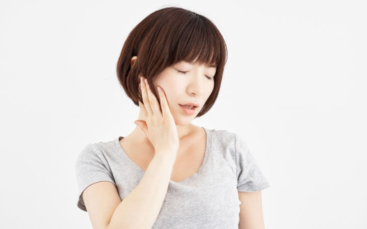 顎の痛み